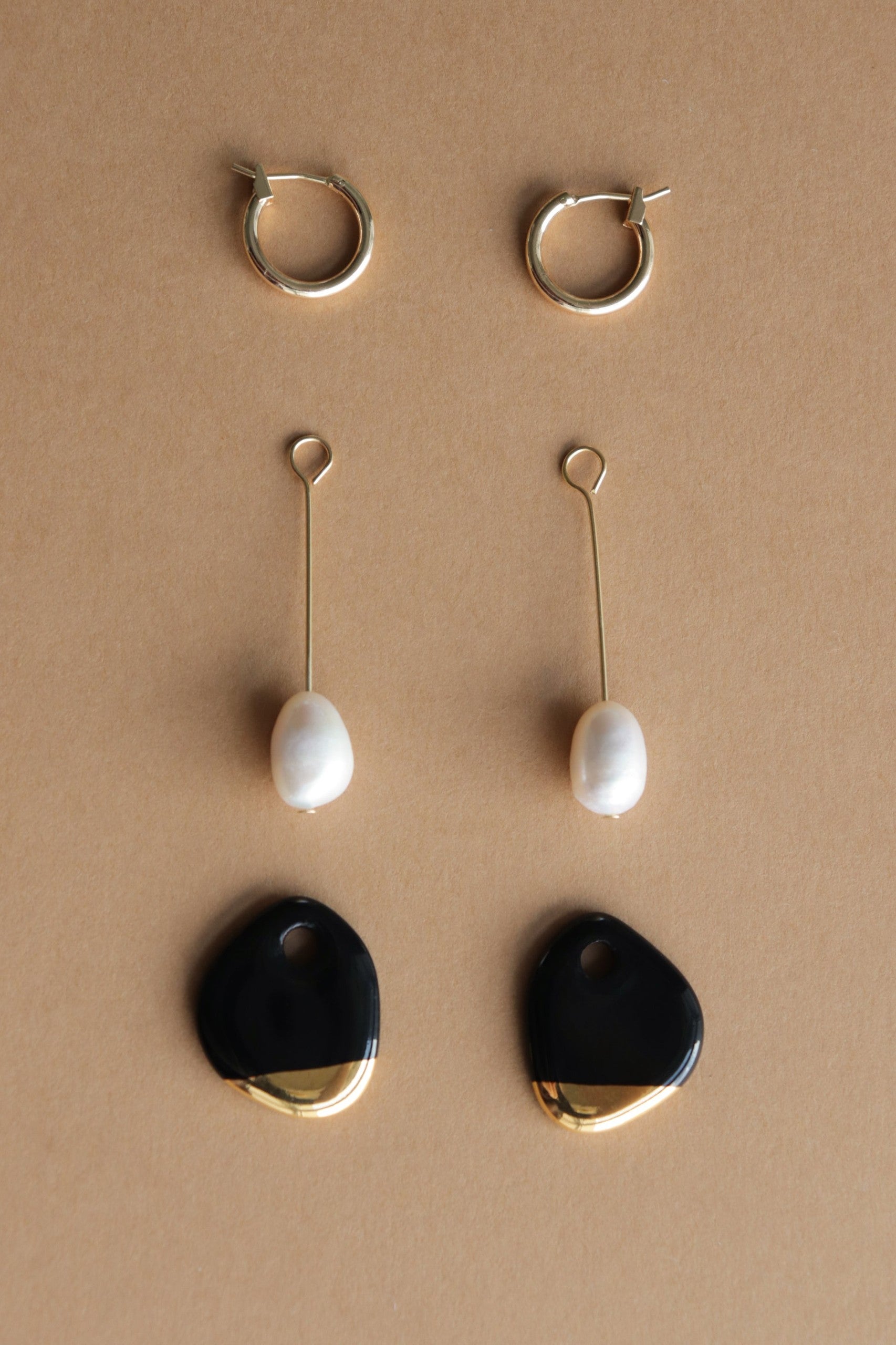 Arp Pearl And Porcelain Earrings - Dark Green