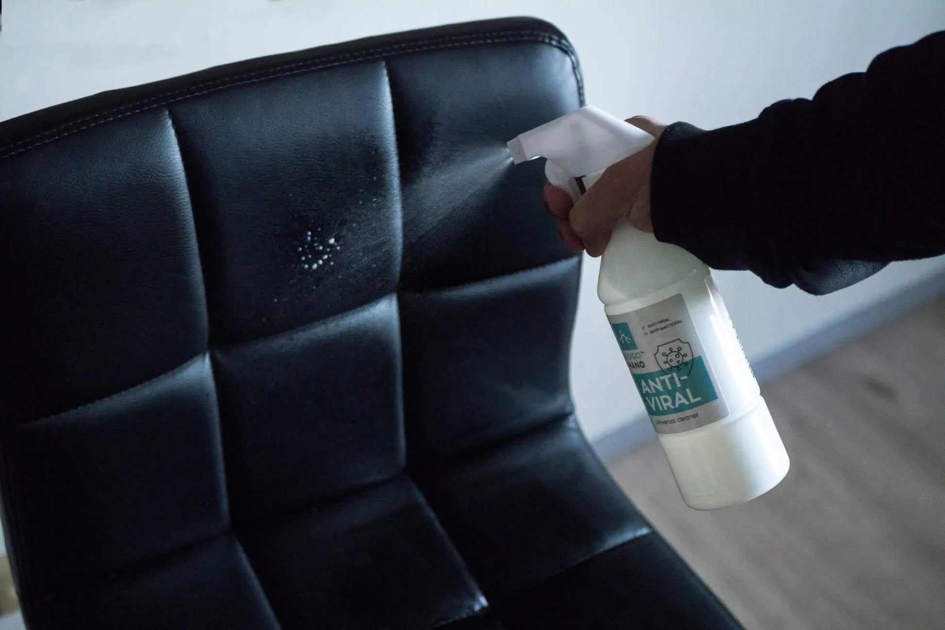 Anti-Viral 2-in-1 Deep Cleaner and Disinfectant, 1l